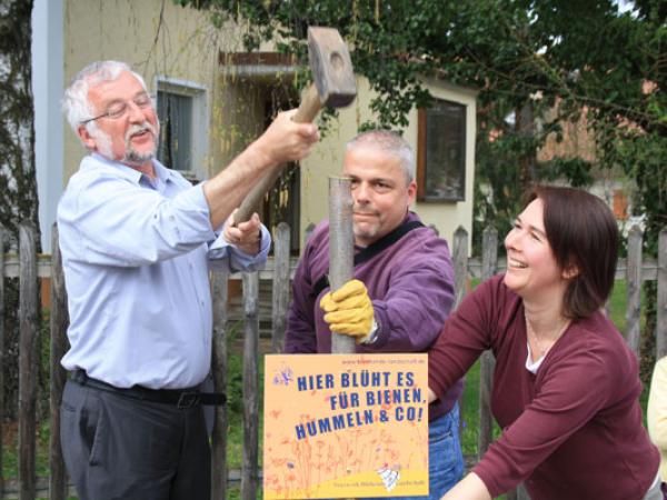 Bürgermeister Helmut Dworzak, Umweltreferent Michael von Ferrari, Barbara Stark (Foto: Dagmar Rümenapf)
